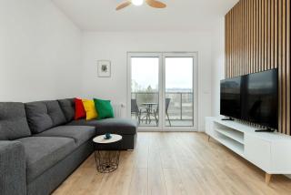 Family Apartment with Parking near Brzeźno Beach by Noclegi Renters - Danzig - 5