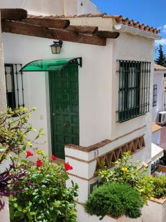 Semi-detached Adosado con Encanto -130 m2 - WiFi 600 Mb - Piscina Comunitaria - Patio Privado - Torremolinos - 9