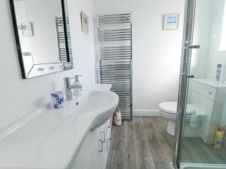 63 Kingsland Road - Holyhead - 1
