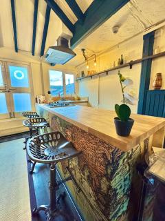 The Thomas Tripp Pub - The Tripp Upstairs - Two Bedroom Apartment in the Heart of Christchurch - Christchurch - 4