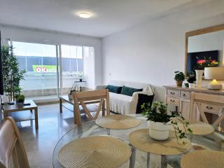 AA Guest - La Marina Sea Views Eco Apartment - Marbella - 4