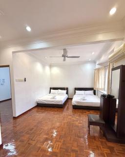 Melaka Double Storey - Walk to Jonker Street #9pax - Melaka - 9