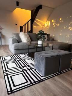 3 Bed - Parking with Garden 10mins to Airport - Houston - 9
