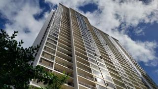 Mountain Retreat - Amazing View, Upgraded 36th Floor Condo Affordable Luxury Free Prkg, Wifi - Honolulu - 2