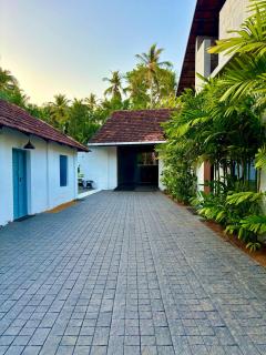 PPR Courtyard - Chāvakkād - 3