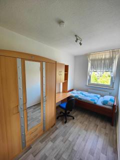 Schöne Unterkunft für Reisende & Berufstätige - Merseburg - 3