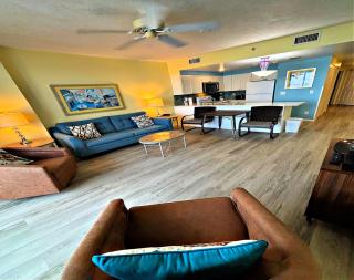 Vacation in Comfort and luxury 1BR Oceanfront -Wyndham Ocean Walk 703 - Daytona Beach - 0