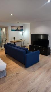 Ideal 2BHK in upper Berkeley BK1 - 0