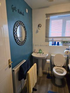 Charming Wolverhampton Home with Private Entrance Free Parking - Wolverhampton - 3