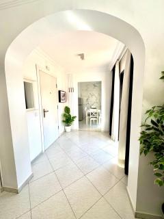 Casa en Nerja con gran terraza, muy luminosa y en tranquila urbanización - Nerja - 6