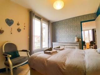 Maison T3, Invitation au voyage, Jardinet, Parking - Houilles - 1