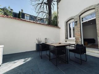 2 Lenoir T2 spacieux avec jacuzzi au centre-ville - 2