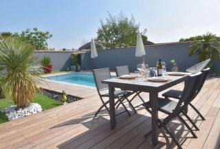 Maison à 300 m de la plage et centre avec piscine - La Couarde-sur-Mer - 0