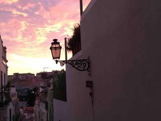 Cozy Central Studio with Private Terrace - Lissabon - 8