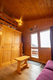 Ski-In Ski-Out Apartment for 6 in Méribel Mottaret - Méribel - 3