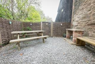The Cartshed- Near Abergavenny -Perfect for Hikers - Skenfrith - 3