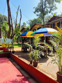 Vikkis Village Farm - Palasdari - 2