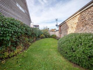 Stylish Barn Conversion Near Beach & Dartmouth - 4