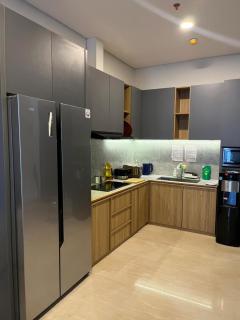 Sudirman Suites Apartment Central Jakarta - Giacarta - 1