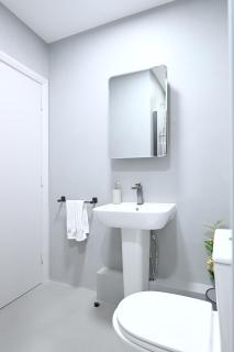 Fully Refurbed 2025 Central London 1 minute to Old Street Station - London - 2