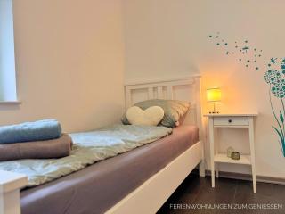 Ferienhaus Nordkönig mit Sauna und Whirlpool - Langen - 3