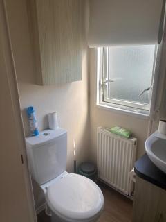 Newquay Bay - 3-Bed Caravan - Sleeps 6 - DogsOk - Newquay - 2