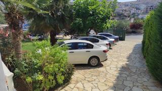 Four Seasons Apartments - 9