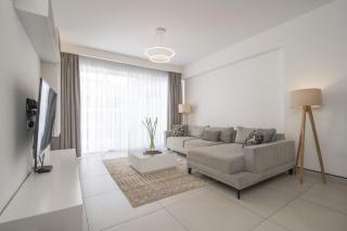 Purple Stays by Your Host - 3