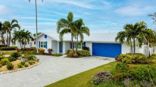 Sunset Oasis by SkyRun Anna Maria - 3