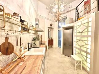 Andrassy Palace-Stylish 2 - Budapest - 4