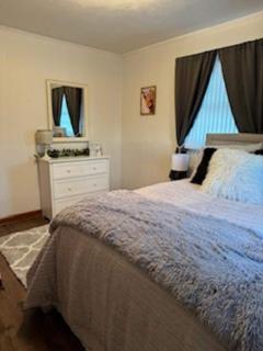 Country Cottage - Rocky Mount - 3