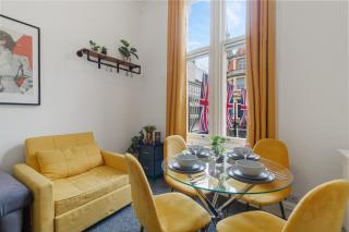 Oxford Street 1 Bedroom Shopping Retreat! 3GC - 8