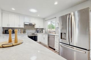Sacramento Solace - Sacramento - 3