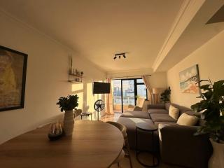 Spacious Beach Apartment with Sea & Ocean View - - 0