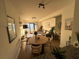 Spacious Beach Apartment with Sea & Ocean View - - 3