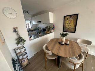 Spacious Beach Apartment with Sea & Ocean View - - 2