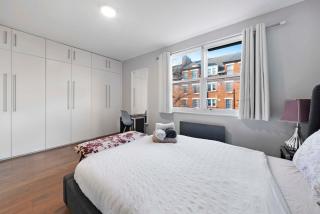 Church Street 2nd Floor 2 Bedroom Flat Sleeps 6 - London - 5
