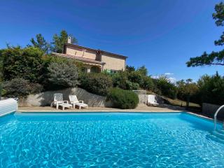 Grande Villa 6 personnes avec piscine dans un cadre verdoyant - Soyons - 0