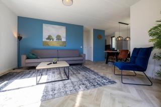 Beautiful holiday home on park on swimming water - Ewijk - 6