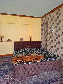 Outsaw cottage - Srinagar - 4