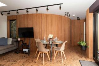 Modern 2-Bed Cabin Near West Wittering Beach - 8