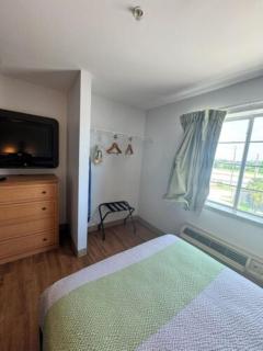 Oyo Townhouse Sulphur,LA Extended Stay - Sulphur - 2