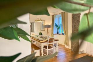 Secluded Hot Tub, Pool, Escape - Bootle - 9