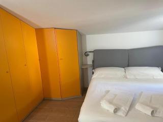 Confortevole camera matrimoniale con terrazza a 500 mt dal mare - Marina di Carrara - 0