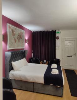 Westend Studio Apt by City Living Scotland - Glasgow - 5