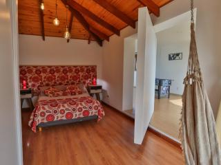 Casa con Quincho, Playroom y jardín en Ushuaia - Ushuaia - 8