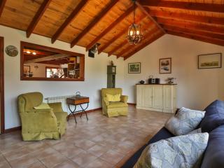 Casa con Quincho, Playroom y jardín en Ushuaia - Ushuaia - 1