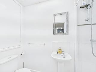 White Studio JQ - 7