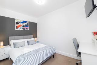 Contractors Wow! 5 Bedrooms 10 Guests Free Parking - Basingstoke - 7