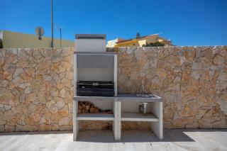 Beautiful Villa with a Pool - Albufeira - 2